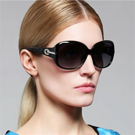 Women's luxury and designer sunglasses 